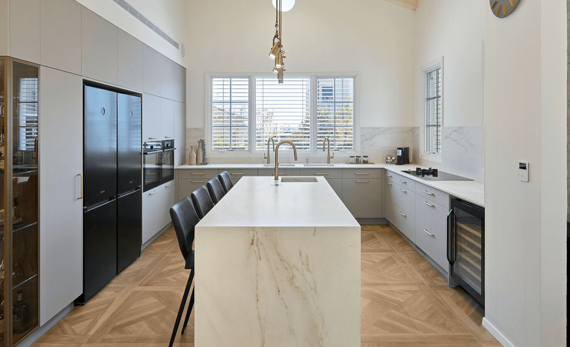 אגוזי – חיבת ציון