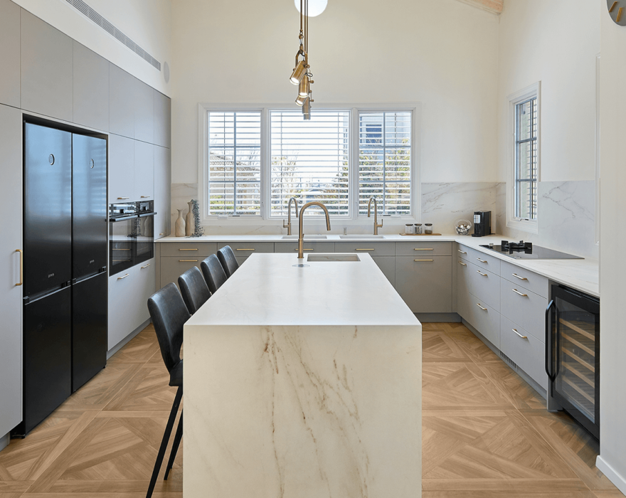 אגוזי – חיבת ציון